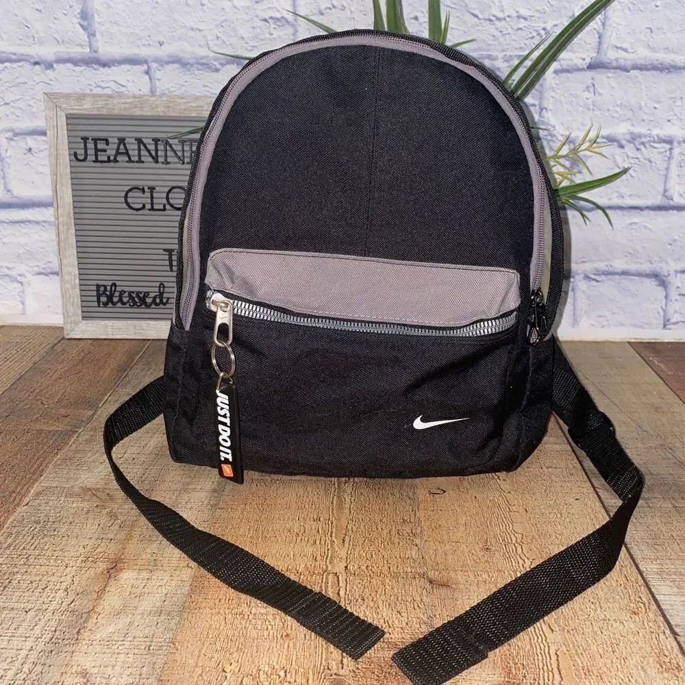 Nike Just Do It Mini Backpack - Picture 14 of 14